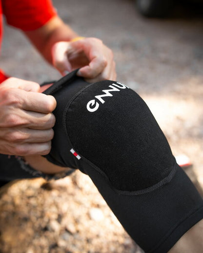 ST Pro Knee Gasket