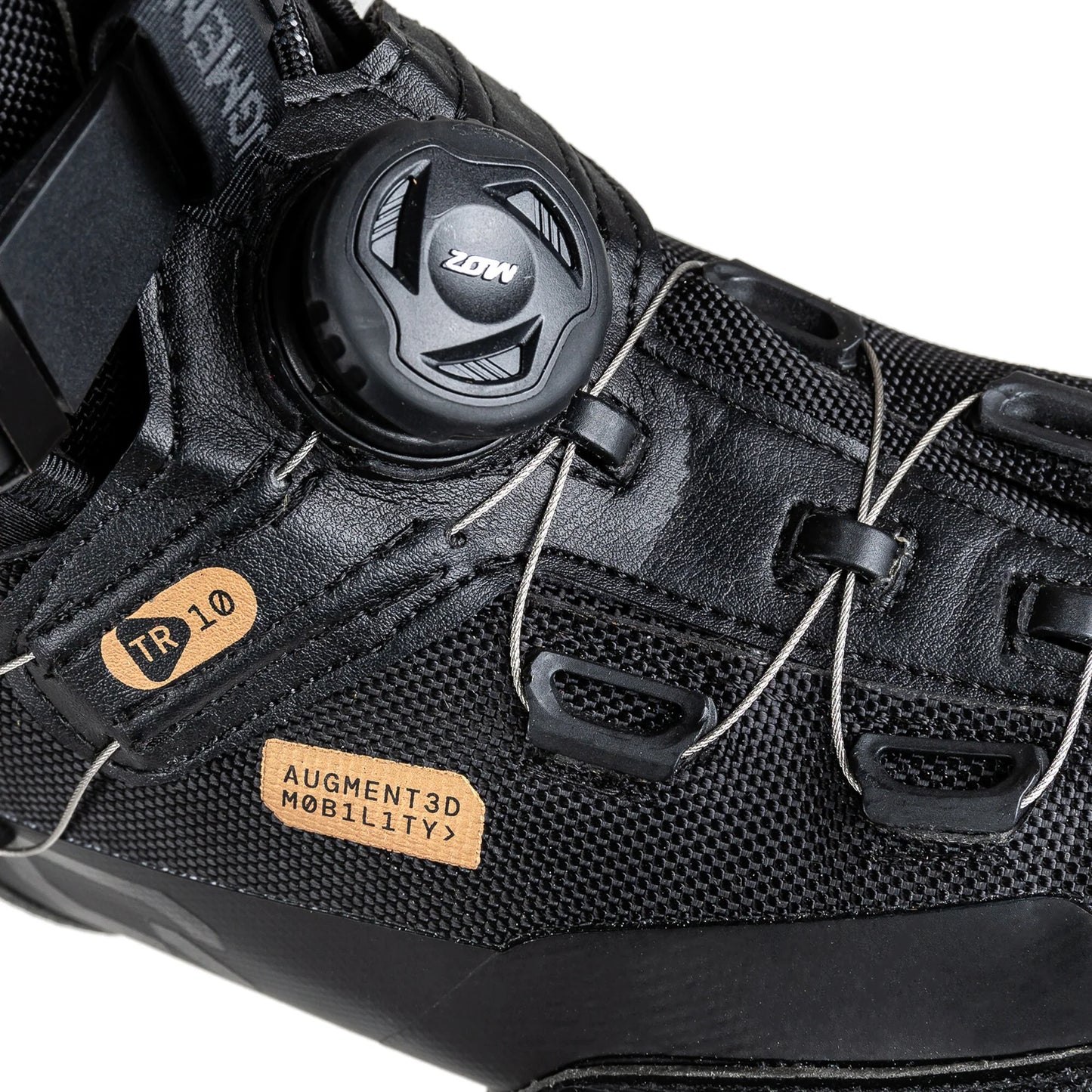 TR 10 Boot