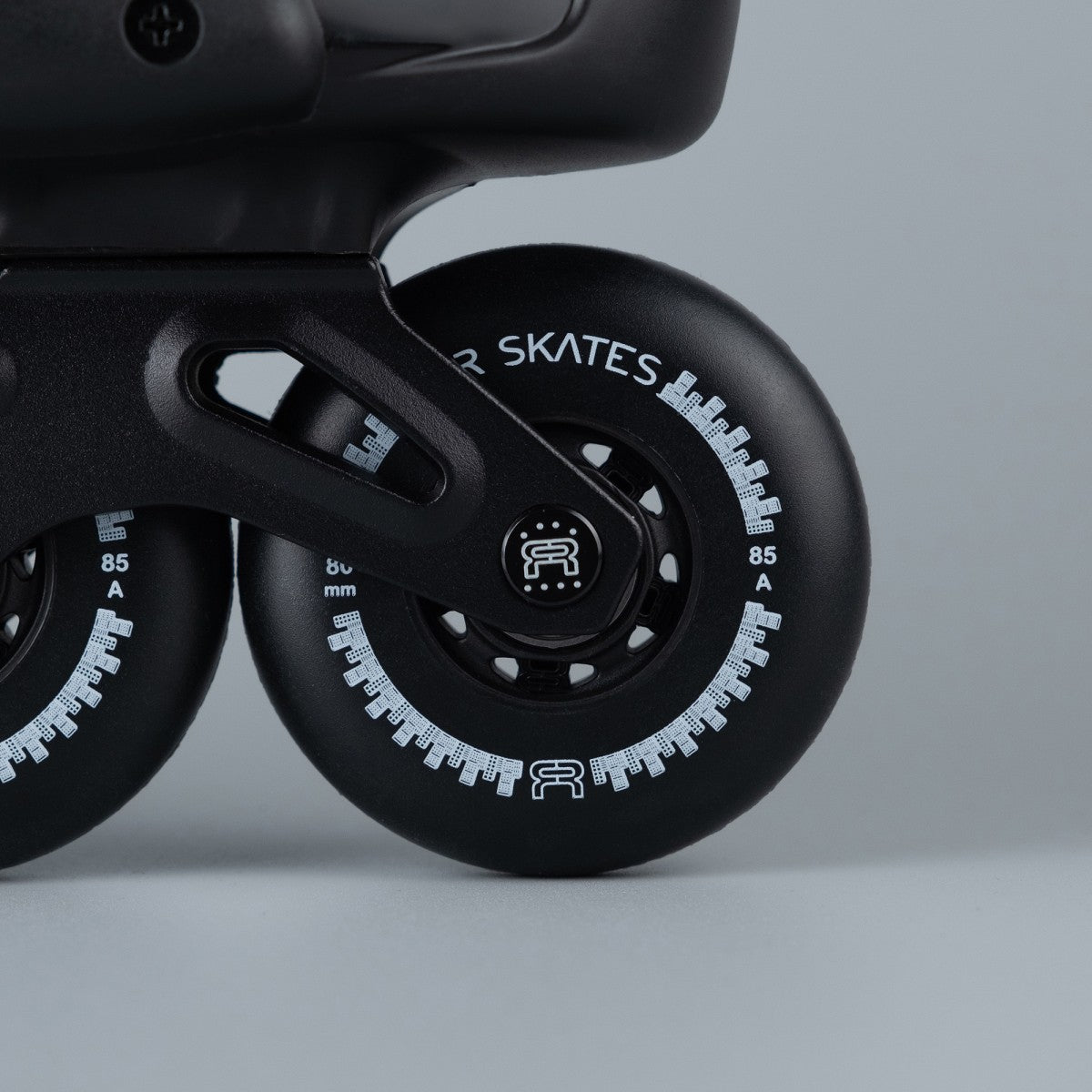 FR Skates - FRX 80 Black 2025
