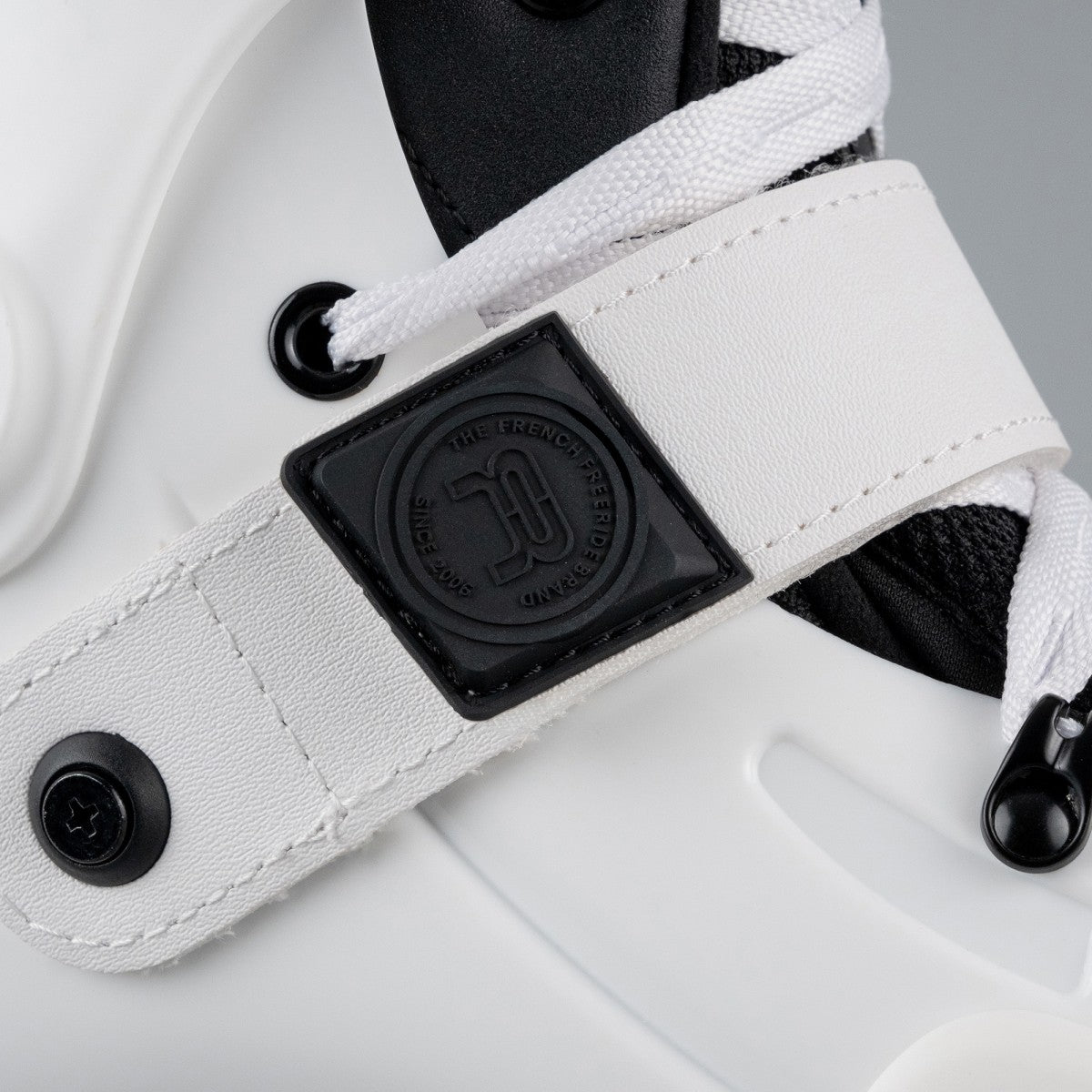 FR Skates FRX 80 White urban freeride inline skates 4x80 for urban, city skating and freestyle