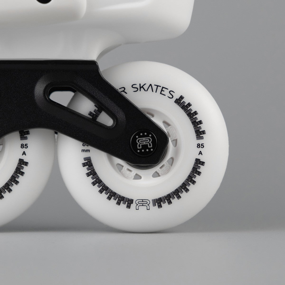 FR Skates FRX 80 White urban freeride inline skates 4x80 for urban, city skating and freestyle