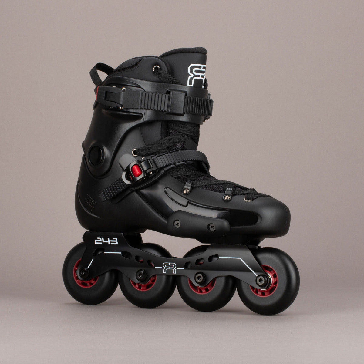 FR Skates FRXP 80 Black freeride inline skates 4x80 for urban and city skating.