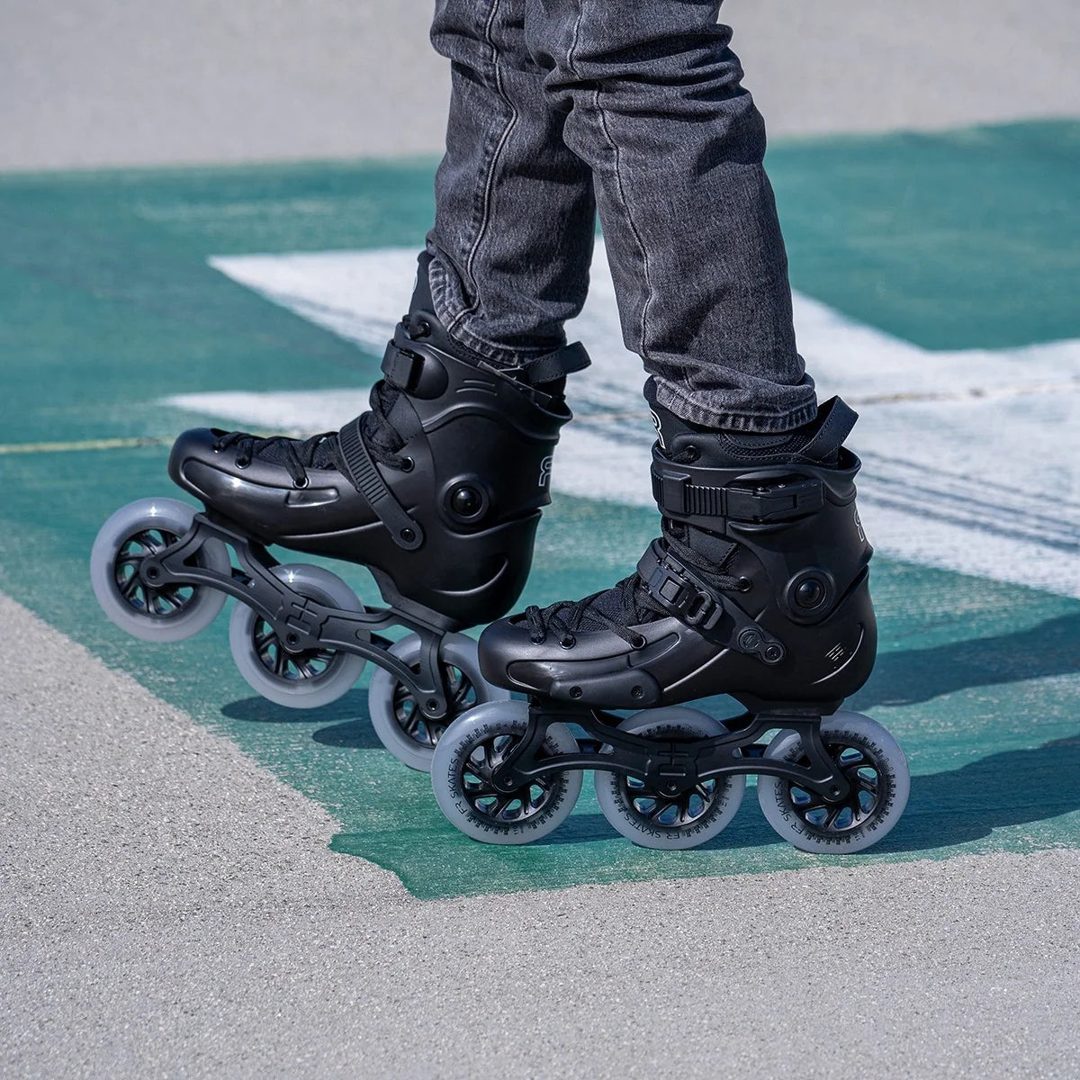 FR Skates - UFR 310 Black